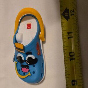 Mcdonalds Croc No Box included, just the croc you see and in clean condition.